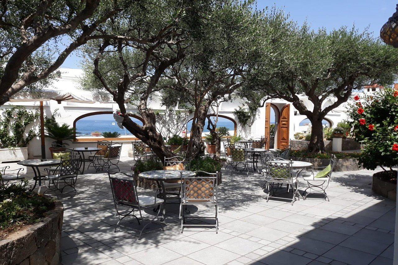 Forio di Ischia Hotel La Scogliera מראה חיצוני תמונה
