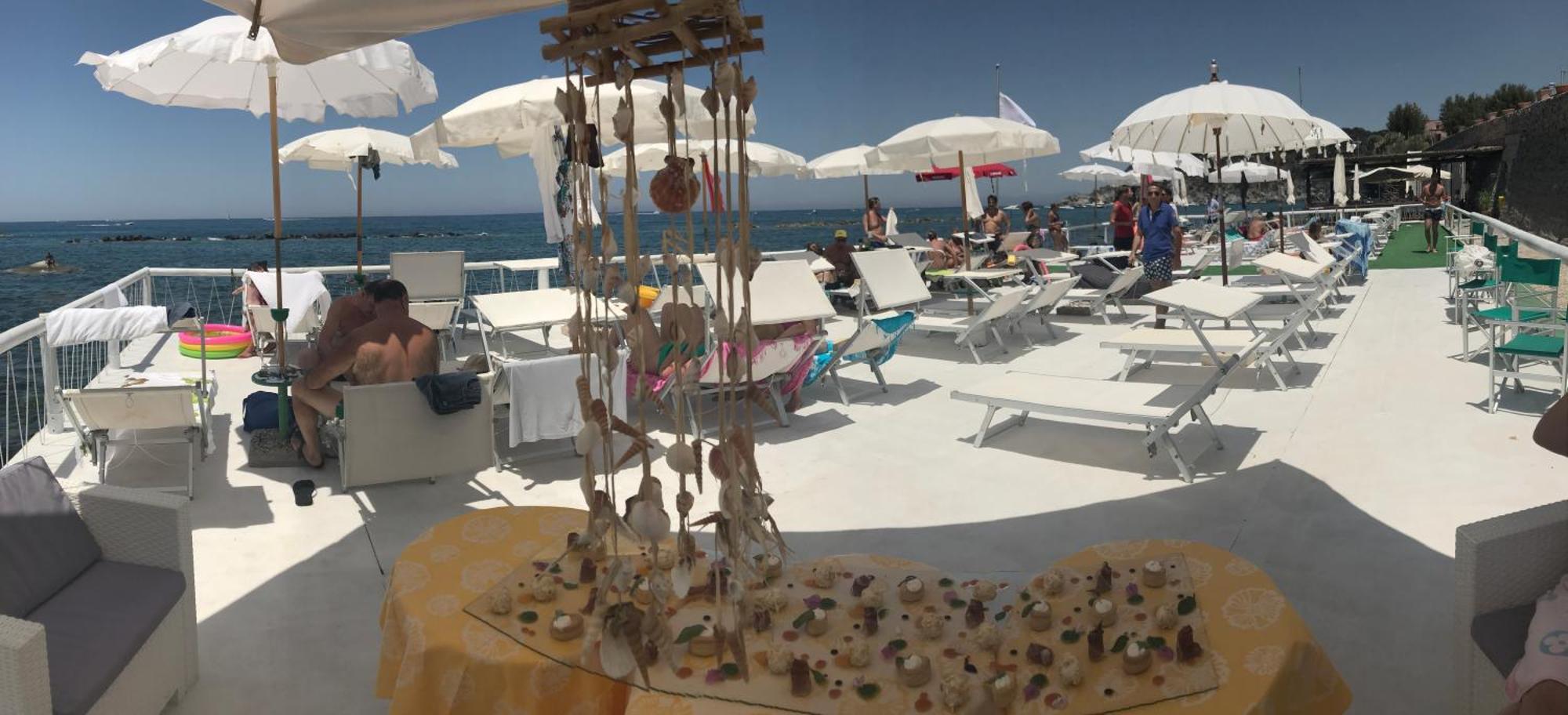 Forio di Ischia Hotel La Scogliera מראה חיצוני תמונה